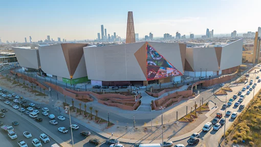 SOLITAIRE MALL BRINGS UNIQUE EXPERIENCES AND FLAGSHIP STORES FROM CHALHOUB GROUP'S LUXURY BRAND PORTFOLIO