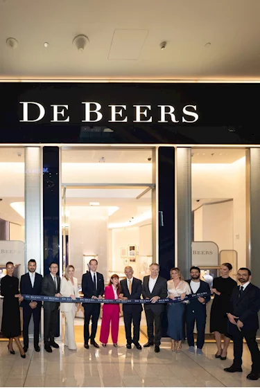 DE BEERS OPENS FLAGSHIP STORE IN DUBAI MALL